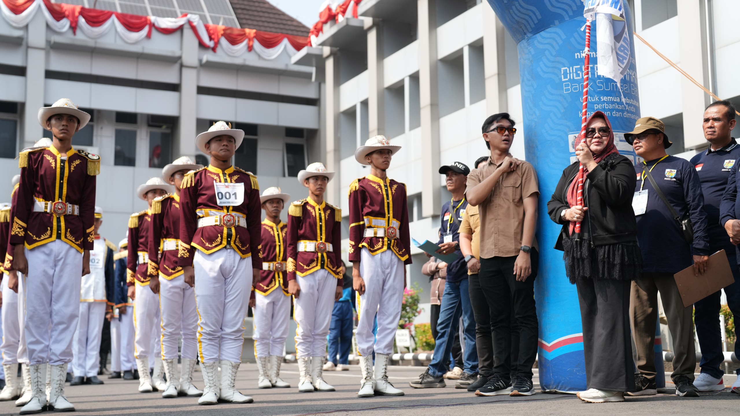 Tunjukkan Penampilan Memukau, Peserta Gerak Jalan Indah Meriahkan HUT RI di Kabupaten Muara Enim