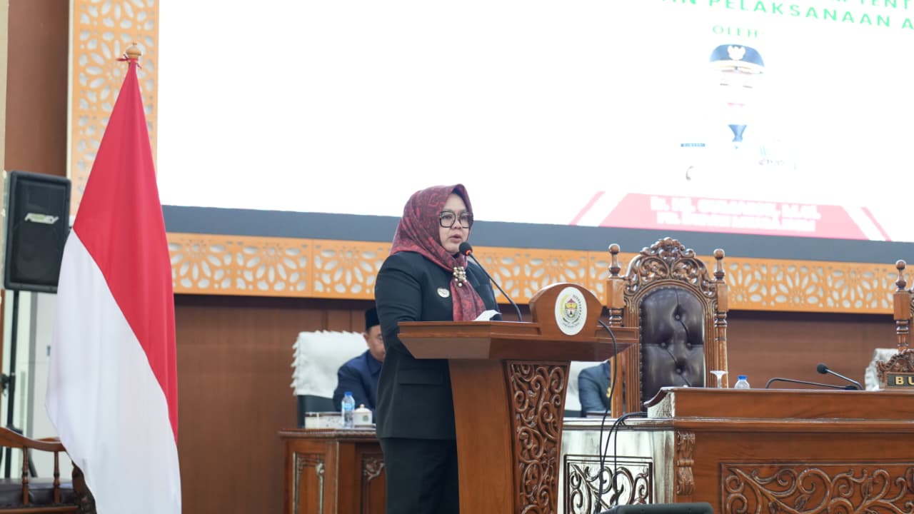 Plt. Bupati Sumarni Sampaikan Penjelasan Raperda Pertanggungjawaban Pelaksanaan APBD 2025